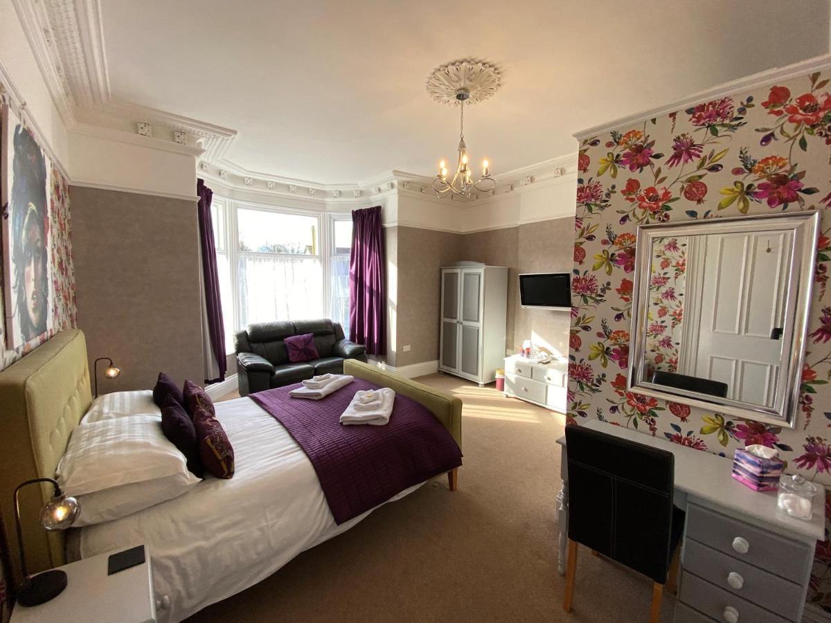 كيسويك Lynwood Guest House (Adults Only) المظهر الخارجي الصورة